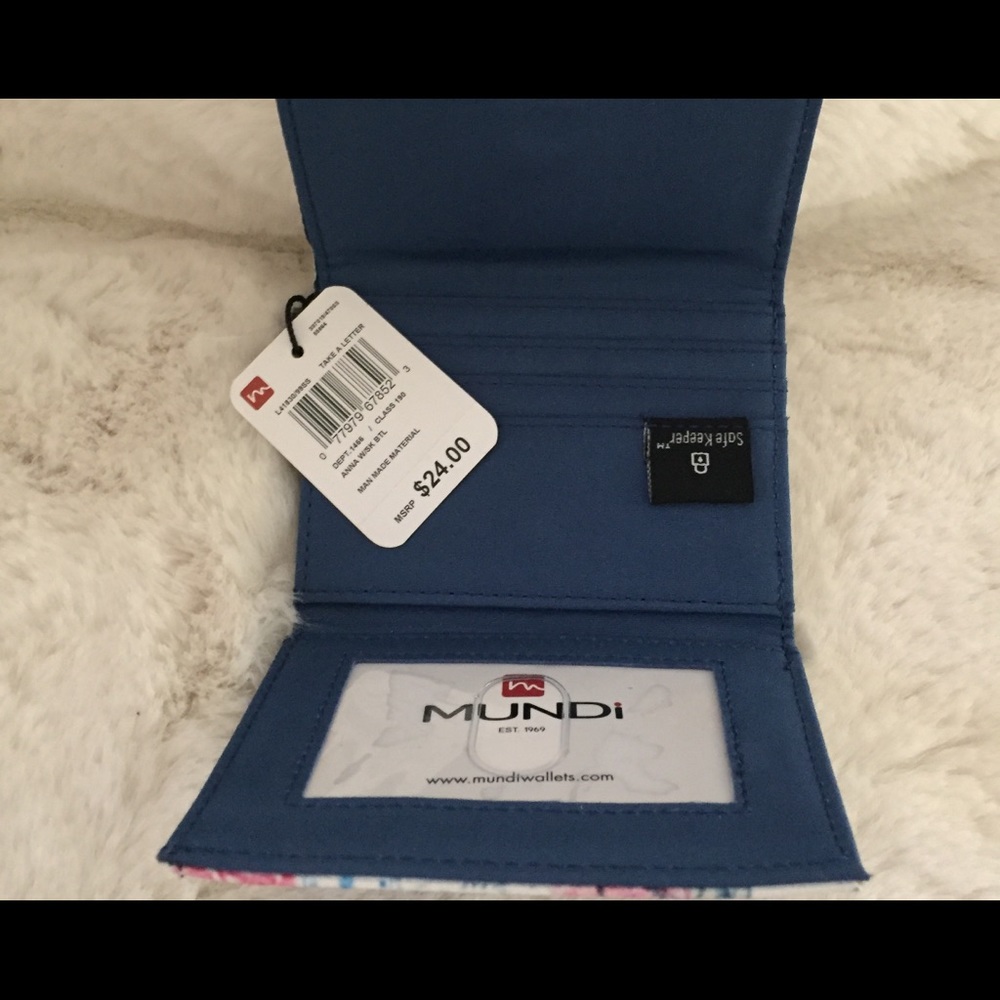 Mundi Tri Fold Small Travel Wallet..NWT - Picture 5 of 5